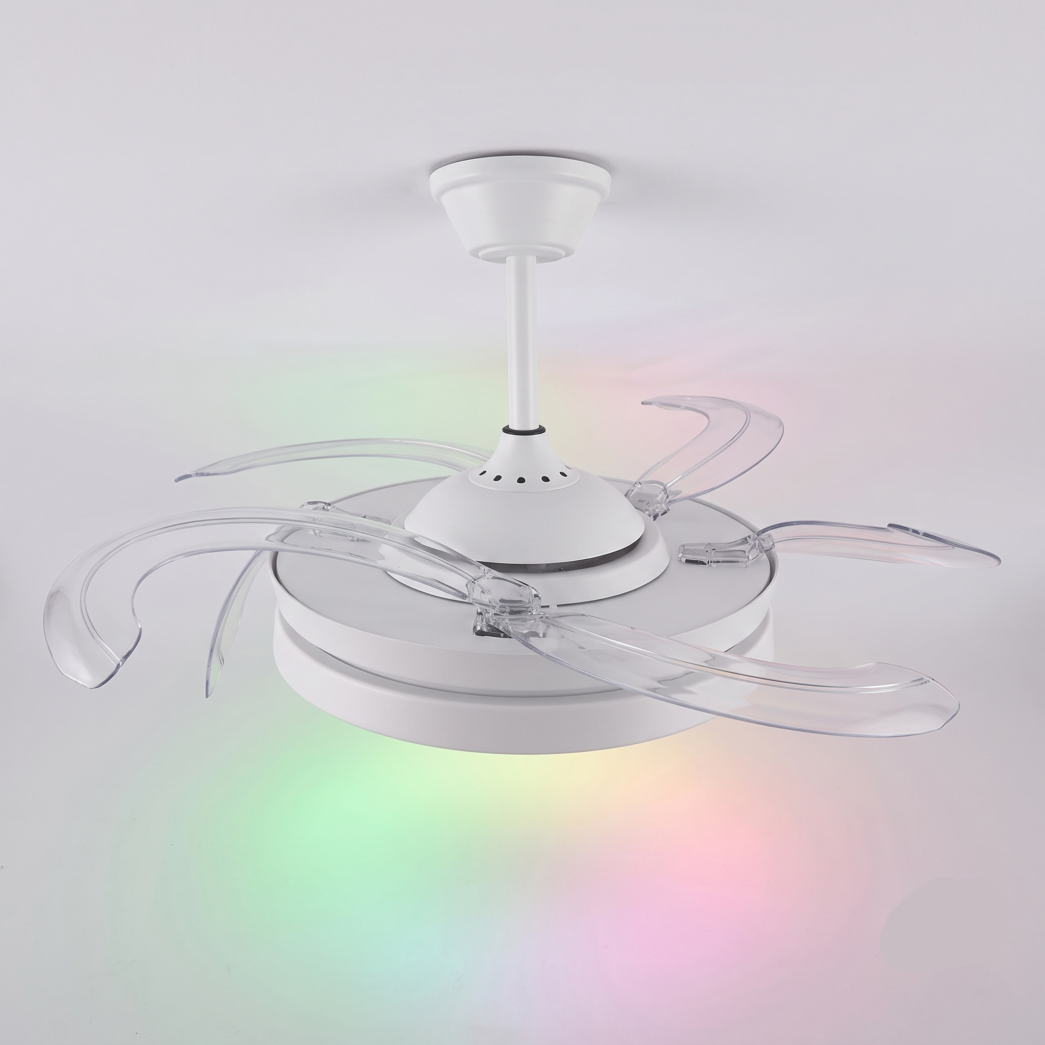 Ventilador de Techo Inteligente 3 en 1 | Luz LED RGB, Altavoz Bluetooth y Aspas Retráctiles